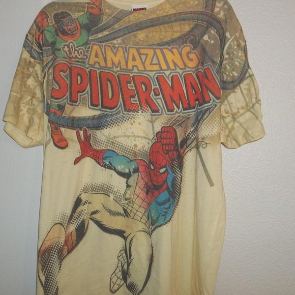 Very Rare vintage SPIDER-MAN all over print Tshirt - Picture 1 of 2